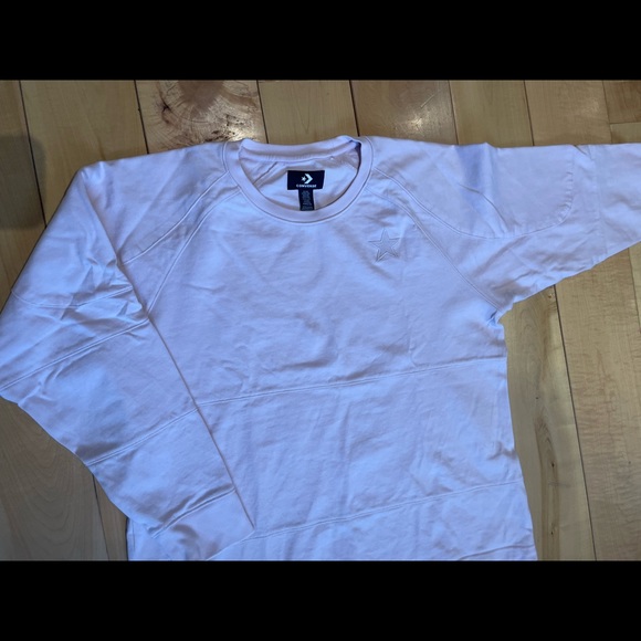 Converse sweatshirt, size M/L., pale pink in colour. - Picture 2 of 4